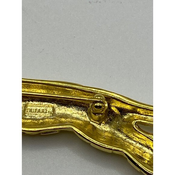 Vintage Trifari Gold-Tone Leopard Brooch Pin With Green Rhinestone Eye J0249 - Picture 11 of 13